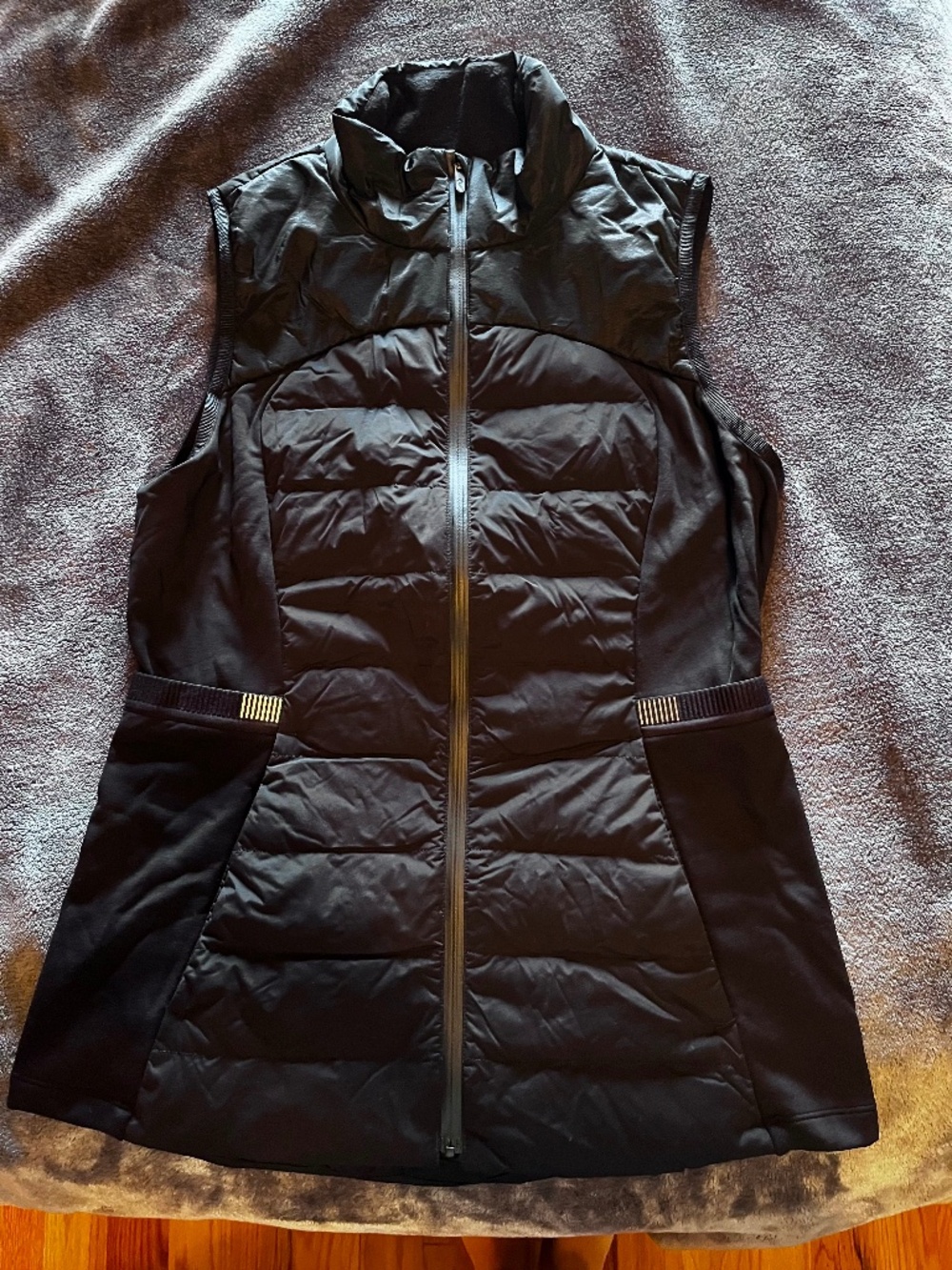 lulu lemon black puffer vest